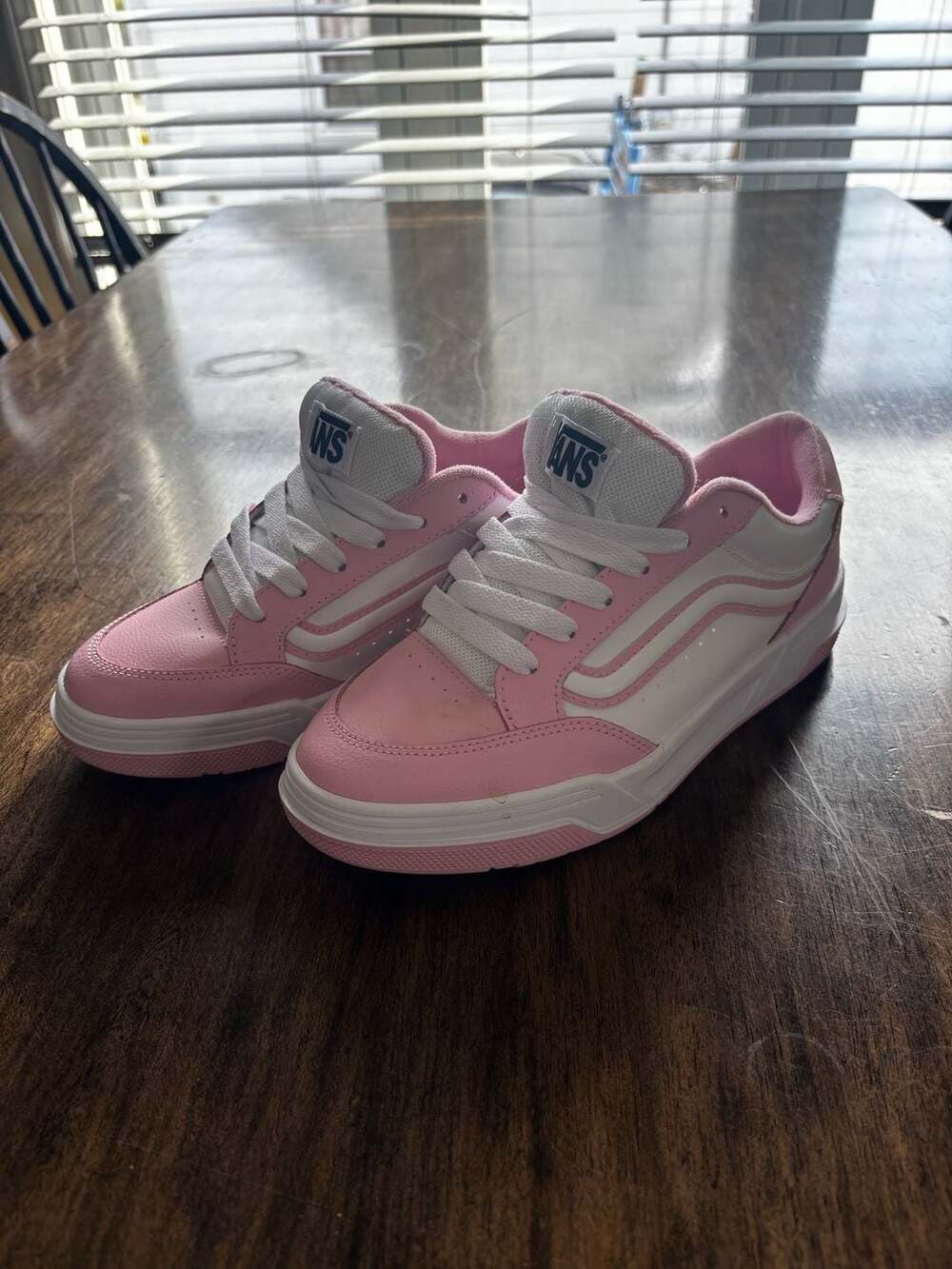 Vans Hylane Size 6 Pink White Sneakers